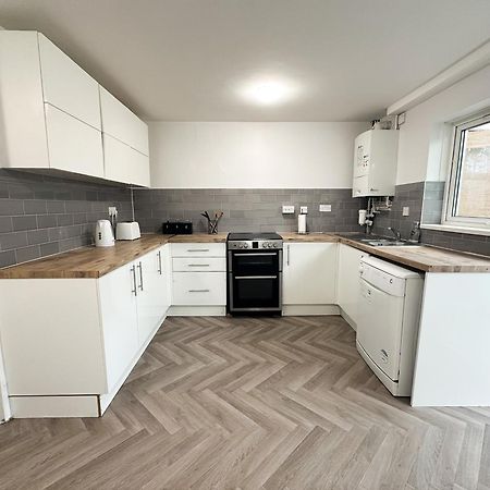 Villa Nec-Airport-Hs2- 4Min Drive To Nec Marston Green Exterior foto